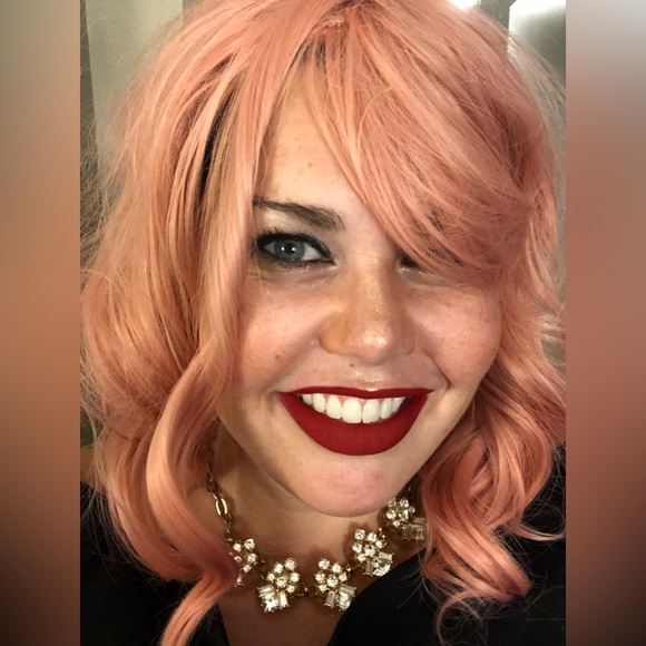 Meet your Posher, Averill - Picture 4 of 8